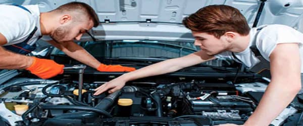 خدمات انجام شده در تعمیرگاه‌های خودروهای خارجی در اصفهان