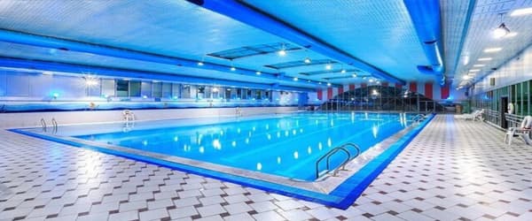 ویژگی های بهترین استخر اصفهان