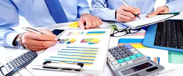 چه کسانی به مشاور و وکیل مالیاتی نیاز دارند؟